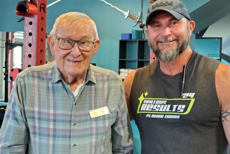 99-year-old Flower Mound veteran keeps fit by hitting the gym